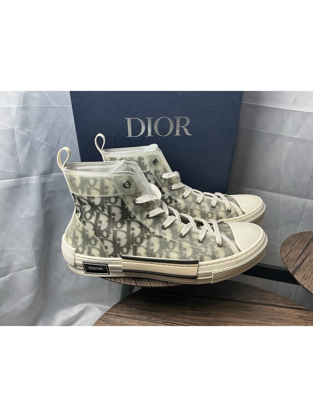 Dior B23 High-Top Sneaker in White and Gray - Picture 2 of 15